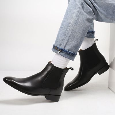 Eleganckie buty podwyższające męskie - Skórzane buty męskie Chelsea w kolorze czarnym - Podwyższenie 7cm